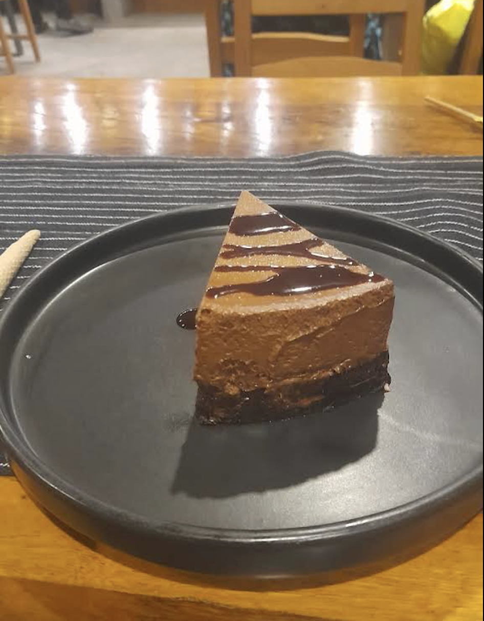 Amoli Café minimalist interior in Santiniketan