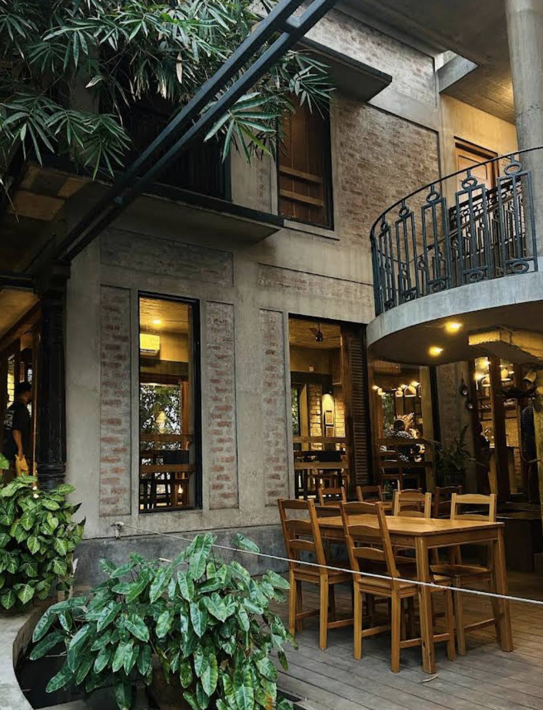 Amoli Café, Santiniketan