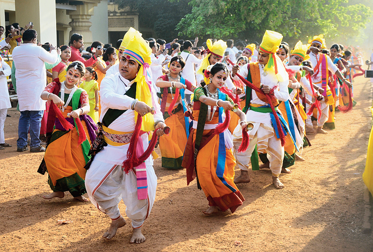 Basanta Utsav Santiniketan