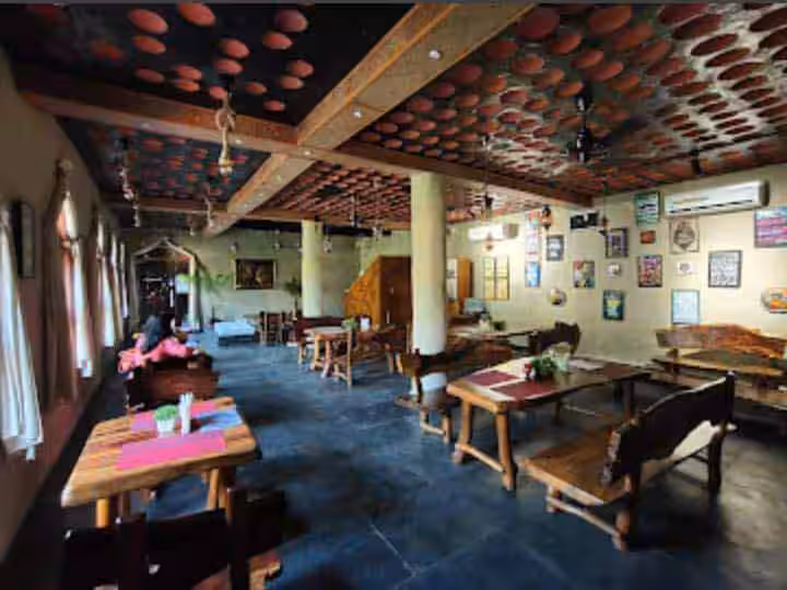 Calm seating area at Mud House Bolpur