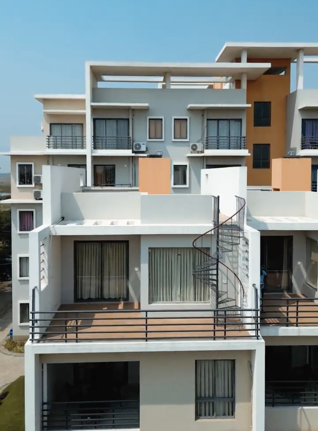 The Pearl Club Resort – Private Bungalows