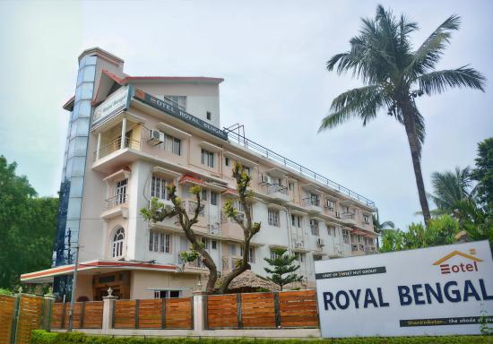Exterior at Hotel Royal Bengal 