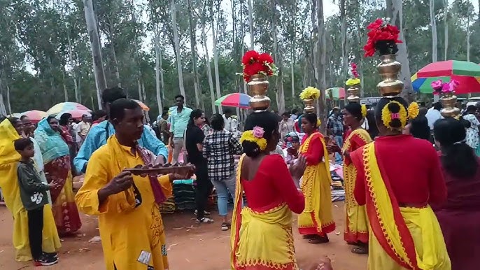 Sonarjhuri haat Tribal Dance